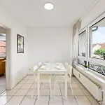 Appartement Monteurwohnung, 5 Einzelbetten, Kueche, Parkplatz, Naehe Stuttgart, Hyra Living - Hn03 Untergruppenbach