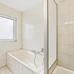 Appartement Monteurwohnung, 5 Einzelbetten, Kueche, Parkplatz, Naehe Stuttgart, Hyra Living - Hn03 *