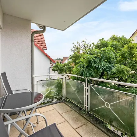 Apartamento Monteurwohnung, 5 Einzelbetten, Küche, Parkplatz, Nähe Stuttgart, Hyra Living - Hn03