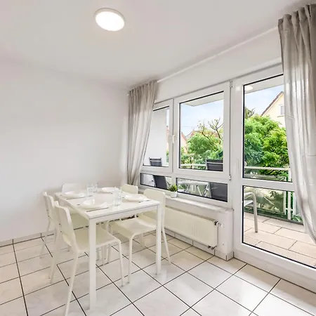 Hyra Living Apartament *