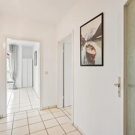 Monteurwohnung, 5 Einzelbetten, Küche, Parkplatz, Nähe Stuttgart, Hyra Living - Hn03 Apartamento Untergruppenbach